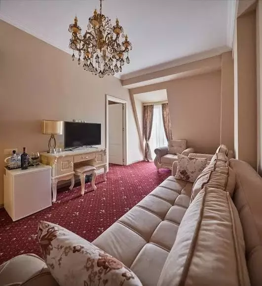 هتل Hotel Pushkin تفلیس